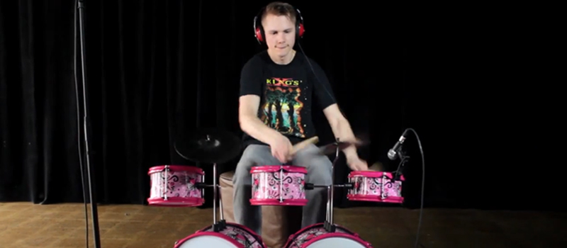 Slayer's "Raining Blood" Still Sounds Pretty Heavy On Children's Instruments