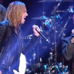 Slipknot's Corey Taylor Covers Temple Of The Dog With Halestorm At 2015 'APMAs'