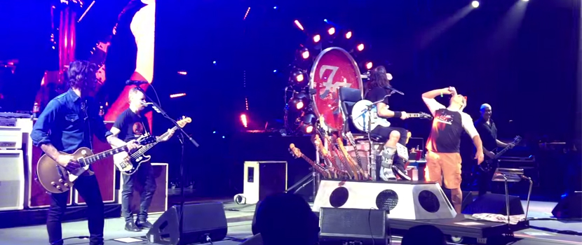 Dave Grohl Invites Fan Onstage For A Beer At Clarkston, MI Foo Fighters Show