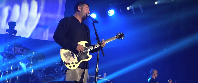 Deftones' Chino Moreno Rig Rundown Video & Live Footage Available