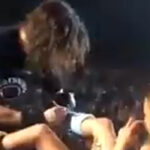 Foo Fighters' Dave Grohl Signs Young Girl's Cast At L.A. Show, Cover Led Zeppelin With Jewel