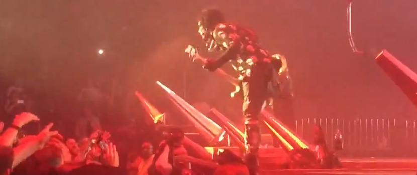 Mötley Crüe's Nikki Sixx Spits On Fans Taking Front Row Selfies At Miami, FL Show