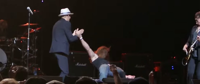 Stone Temple Pilots' Recent Set Featured A Drunk Fan Falling Onstage