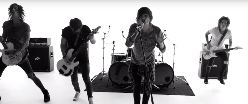 Asking Alexandria's Denis Stoff Thinks Fans Are Excited That He "Actually Cares" About What He's Doing