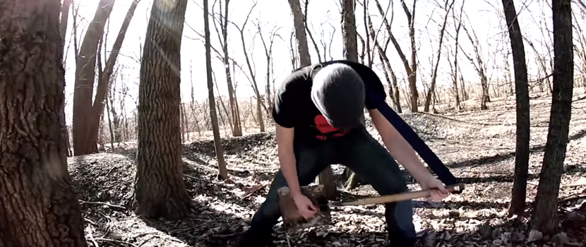Here's A Metal Song On A One-Stringed Guitar Made From A Shovel