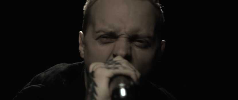 Architects Frontman Sam Carter Joined Neck Deep Onstage For "Don't Wait"