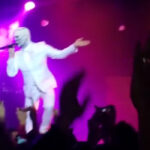 Limp Bizkit Invite Fan To Play Guitar Onstage, Wes Borland Takes Over Vocals