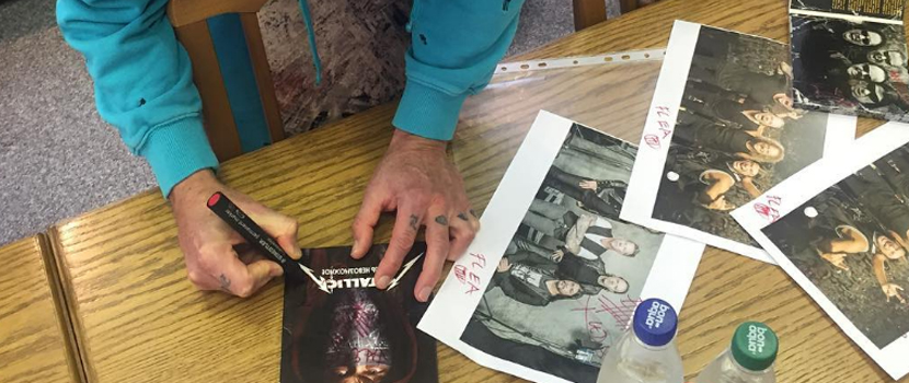 Belarus Customs Officials Mistakenly Had The Red Hot Chili Peppers Sign Metallica Merch