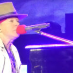 Watch Axl Rose Struggle With A Broken Piano During Guns N' Roses' Houston, TX Set