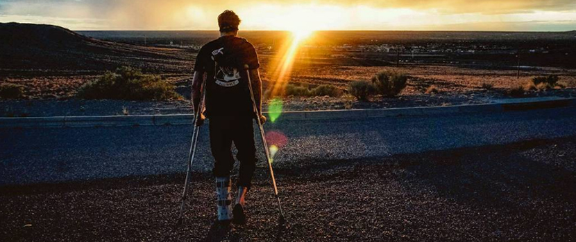 Of Mice & Men's Austin Carlile Finishing Out Slipknot & Manson Tour On Crutches