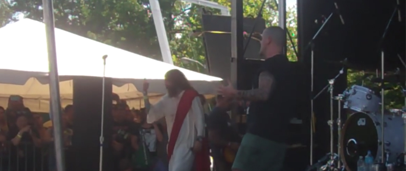 Watch 'Jesus' Join Phil Anselmo & Eyehategod Onstage At 2016 'Gwar-B-Q'