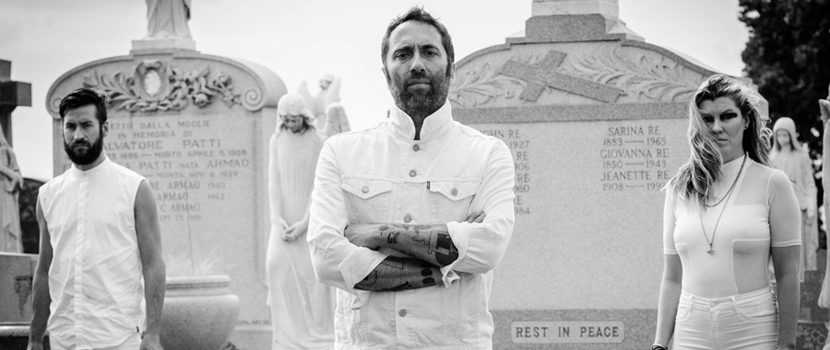 Netherlands Premiere "In Cyan" Video