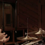 Slipknot's Jay Weinberg & His Father Max Jam, Discuss Drumming In Extended Video For 'Guitar Center'