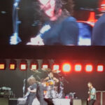 The Foo Fighters Covered "Never Gonna Give You Up" With Rick Astley At 2017 'Summer Sonic Festival'