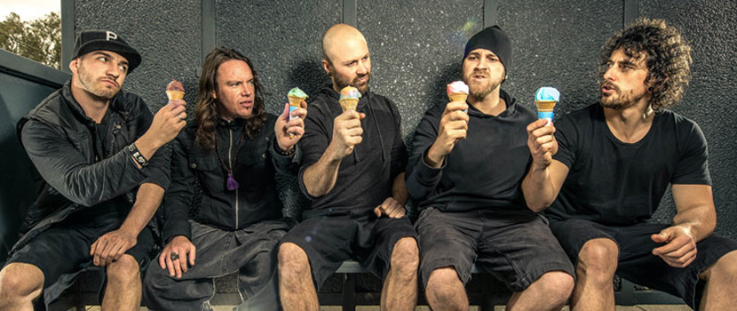 Twelve Foot Ninja Announce Australian Tour With Voyager