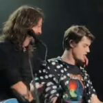 Foo Fighters Invite Fan Onstage For "Under Pressure" Cover in Columbia, SC