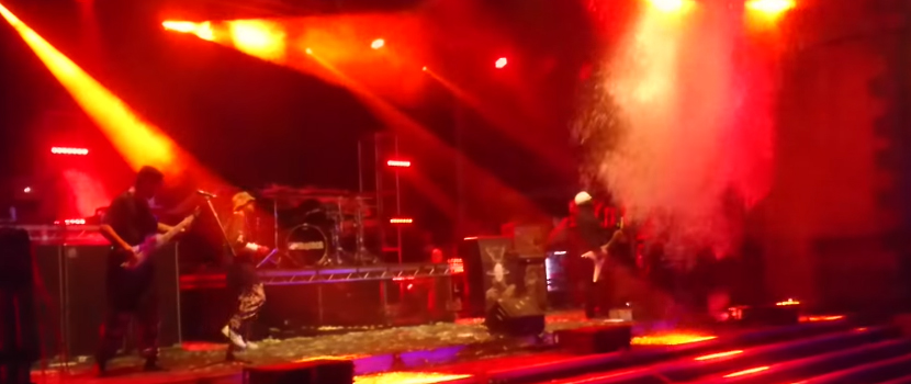 Watch Water From A Ceiling Collapse Destroy Limp Bizkit Guitarist Wes Borland's Pedalboard During "Break Stuff"