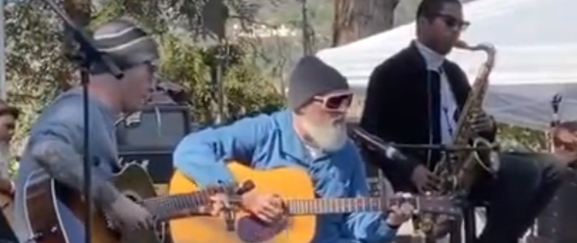 See Limp Bizkit Members Cover Led Zeppelin & The Who Acoustically At Private Event