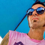 Godsmack's Shannon Larkin Recalls Tracking The Drums For Glassjaw's "Worship & Tribute", Writing A Drunken Song With Dimebag Darrell