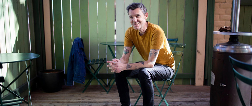 Jim Ward (Sparta, Ex-At The Drive In) Debuts "Foreign Currency"