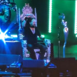 Korn's Jonathan Davis Performing Live With The Aid Of A Throne As He Continues To Struggle With 'COVID After-Effects'
