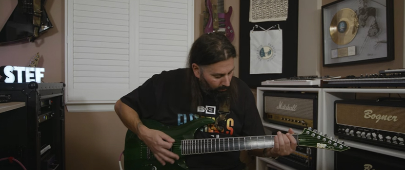 Deftones' Stephen Carpenter Shares "One Weak" Guitar Playthrough Video