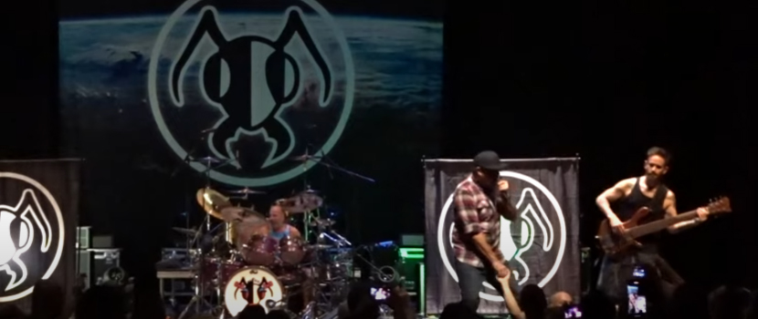 Alien Ant Farm Vocalist Dryden Mitchell Charged With Battery Of Over Onstage Genitals Touching Incident