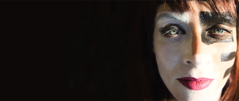 Julie Christmas Debuts First New Solo Track In Over A Decade, Cult Of Luna, Kylesa, Candiria, Spotlights, Etc. Members Guest