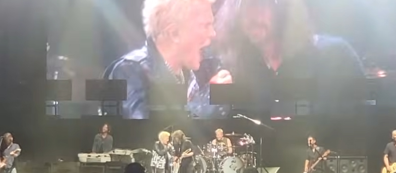 Watch Foo Fighters Bring Out Billy Idol For A Cover Of Sex Pistols' "Pretty Vacant"