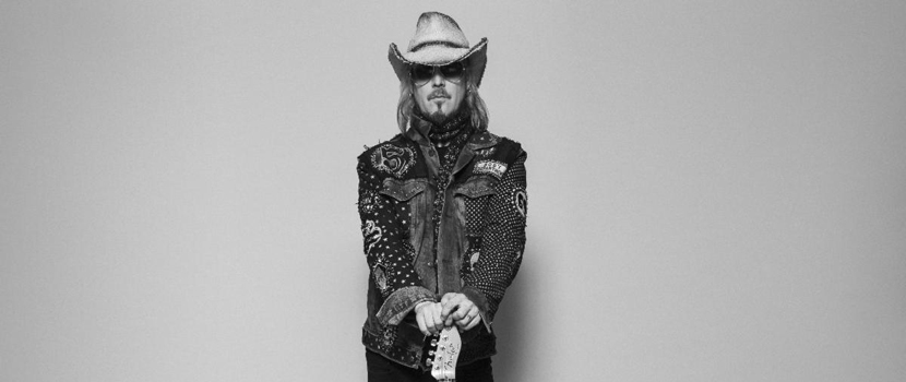 John 5 Debuts New Track "The Ghost"