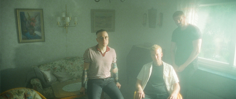 Grayscale Season Debut "Custom Painted" Video, Share New Album Details