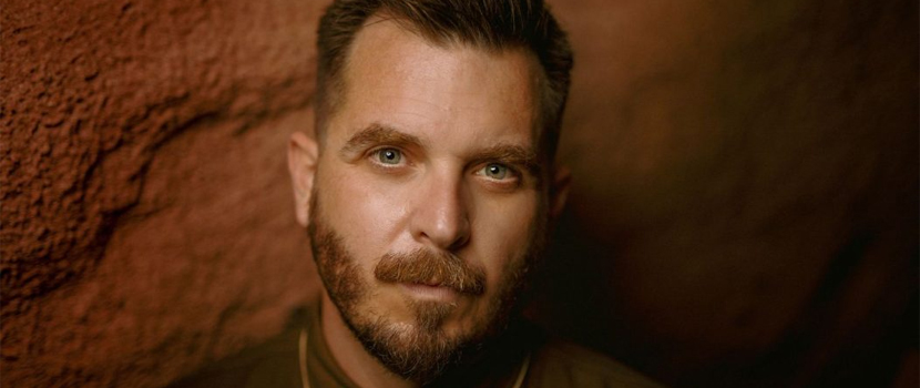 Thrice's Dustin Kensrue Goes Country On New Solo Album "Desert Dreaming"