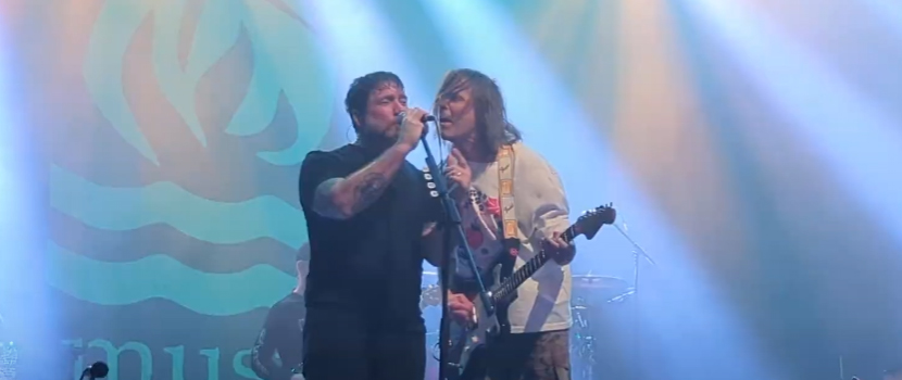 Watch Quicksand & Hot Water Music Perform "Fazer" Together Live