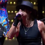 Kid Rock Salutes U.S. President Donald Trump With 'Make America Great Again Victory Rally' Performance