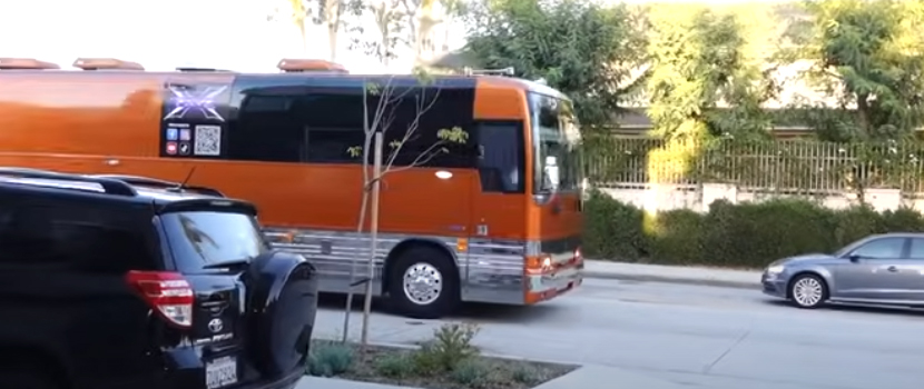 Zheani Claims She Was "Scammed" By Ill Niño's Dave Chavarri Over Tour Bus Rental