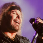 Mötley Crüe's Vince Neil Reveals He Suffered A Stroke Last Christmas: "I Had To Learn To Walk Again"