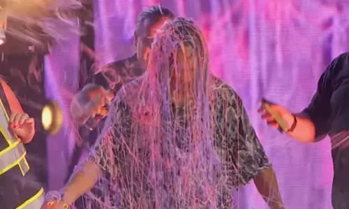 Watch Metallica Prank Kirk Hammett Onstage For His 63rd Birthday