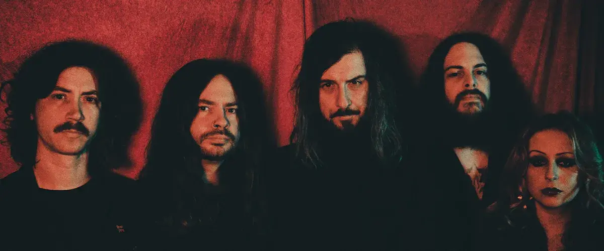 Uncle Acid & The Deadbeats Premiere "Don't Let It Control You" Music Video