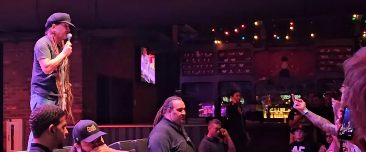 Circle Jerks' Keith Morris Berates MAGA Fan After Being Called A "Traitor" During Recent Las Vegas Show: "Do You F*cking Understand Our F*cking Lyrics?"