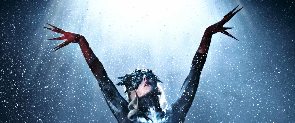 In This Moment Premiere "Sleeping With The Enemy" Music Video