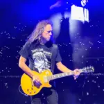 Amid His 'Taylor Swift Is A CIA Psyop' Shirt Drama, Metallica's Kirk Hammett Says Modern Songwriting & Pop Music Is "Crap"