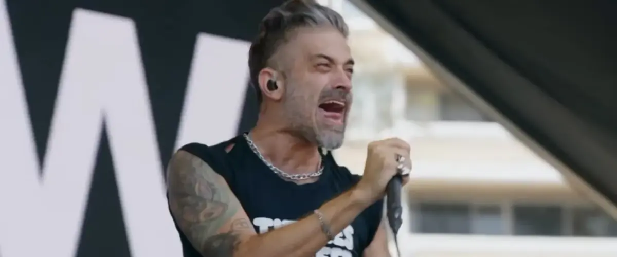 Watch Pro-Shot Footage Of Glassjaw's 2026 Long Beach, CA 'Vans Warped Tour' Set