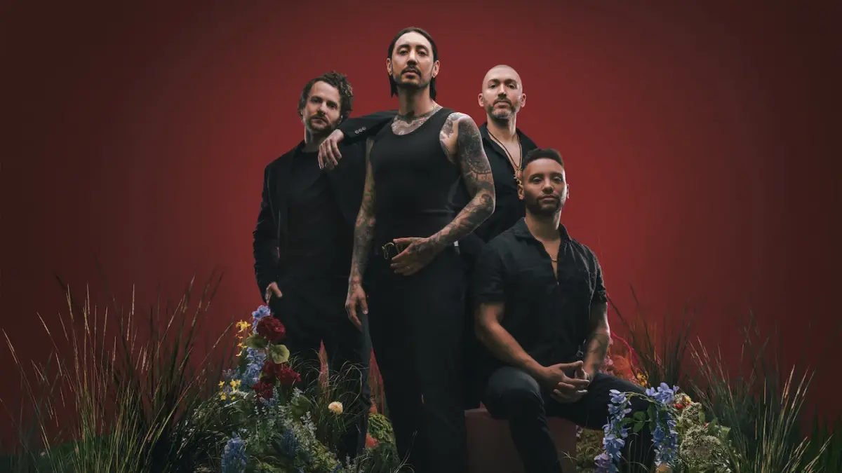 The Number Twelve Looks Like You’s “Glow In The Dark Skin” Video Premieres