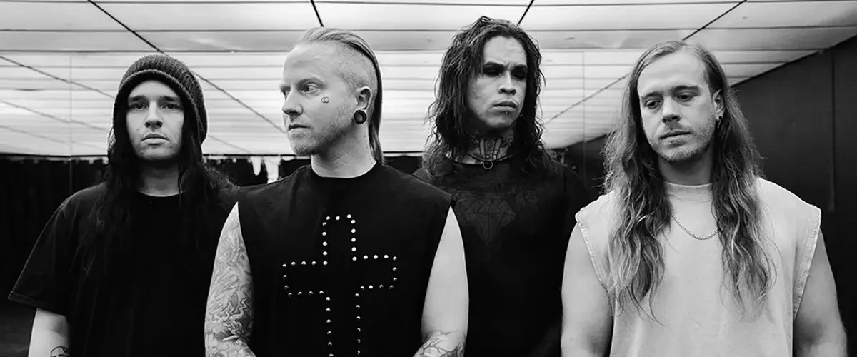 A Skylit Drive Sign With Vaux Records, Debut "Half Hearted" Music Video
