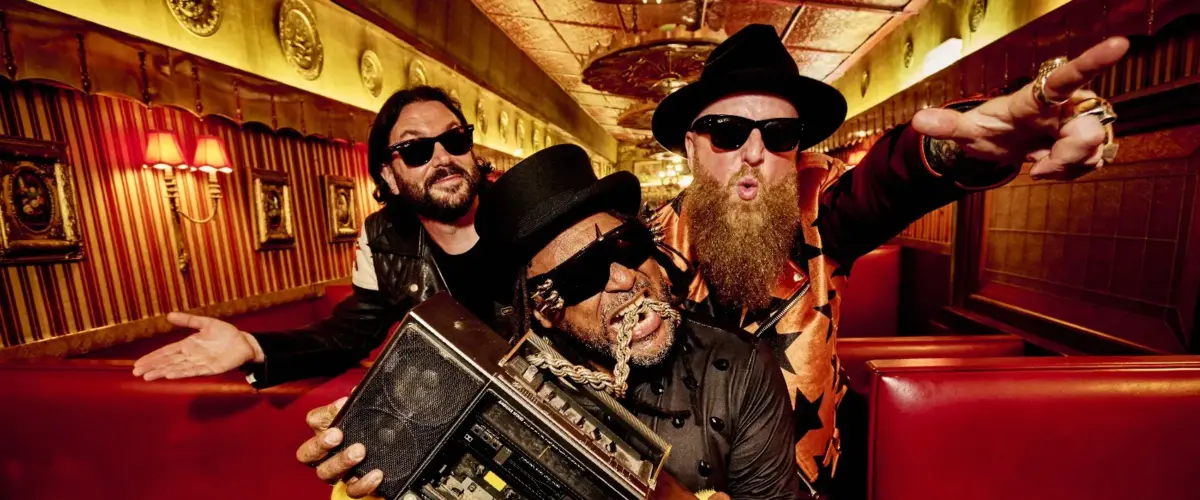 Skindred's "Big Em Up" Music Video Debuts