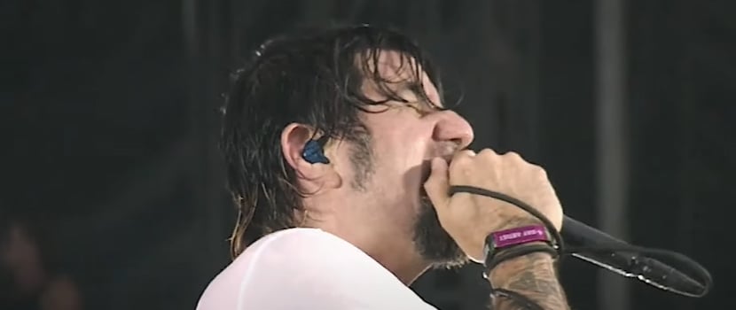 Chino Moreno ignites the stage with his powerful presence