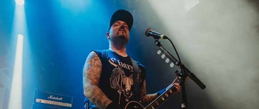 Wayne Lozinak performing with intensity
